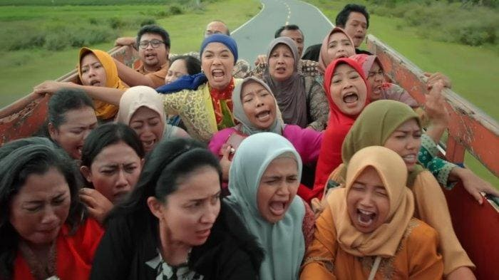 Meledak Sebagai Film Pendek, Melempem Sebagai Serial